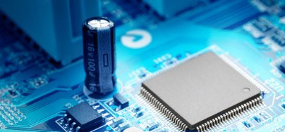 Exploring the digital world: the close relationship between registers and memory